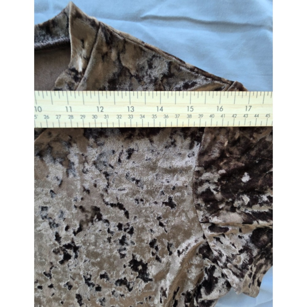 Vintage Origins Brown Velvet V Neck T-shirt W Sz S Gothic Whimsy Y2K Festive - Picture 13 of 16